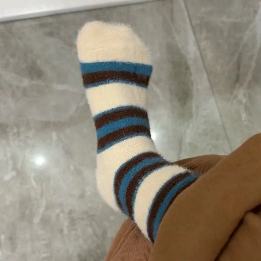 Women's Cartoon Print Fluffy Socks