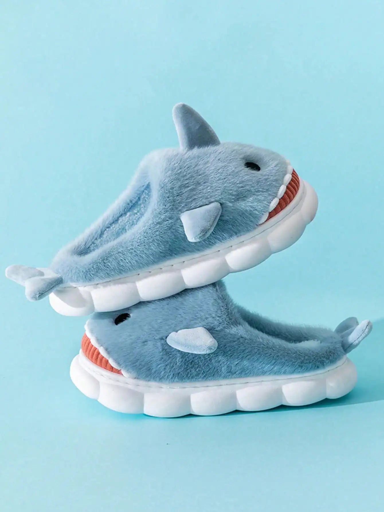 Men's Cartoon Shark Slippers
