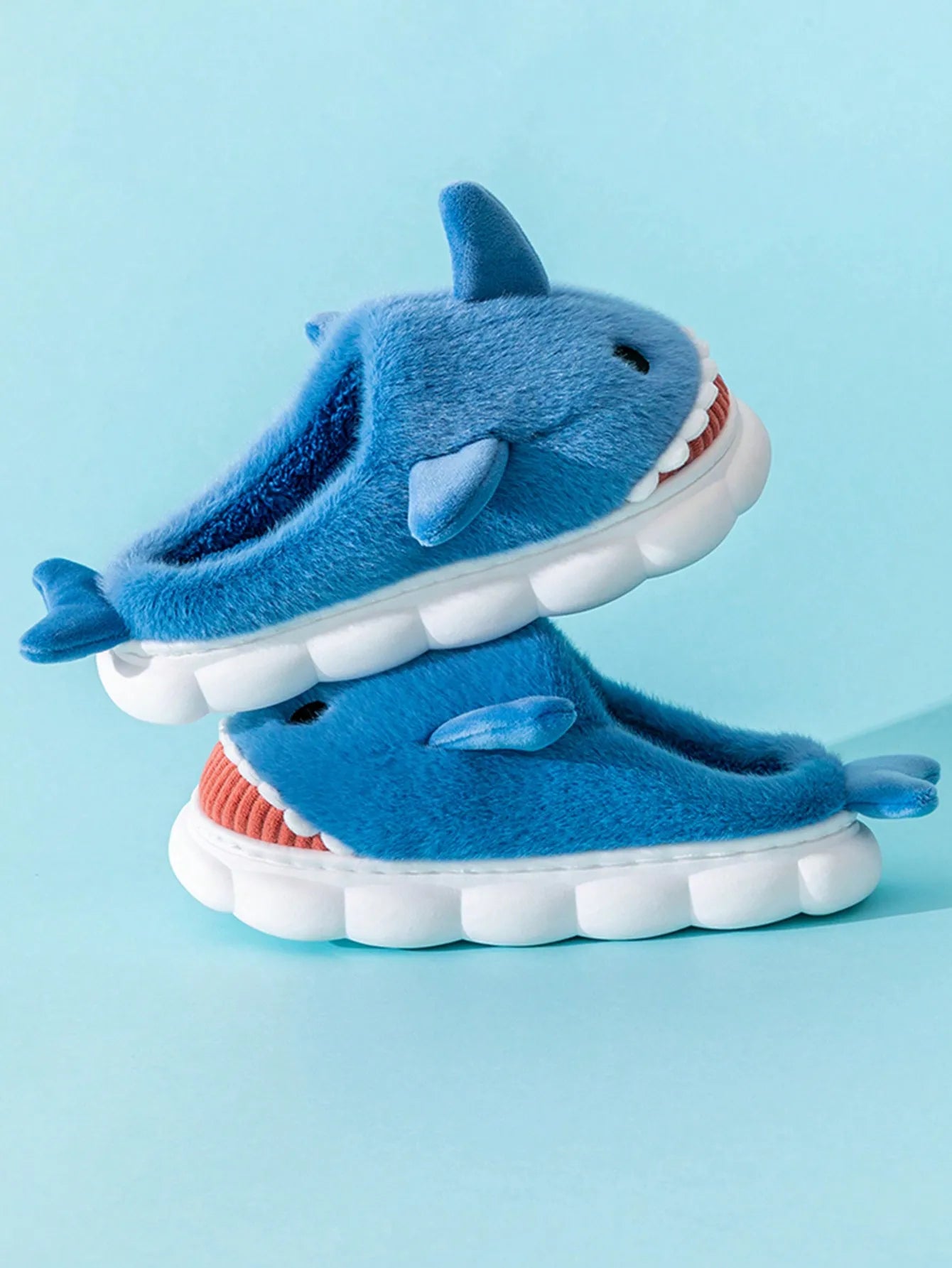 Men's Cartoon Shark Slippers